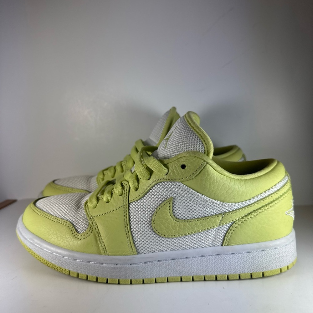 Nike Air Jordan 1 Low Limelight Women’s Size 7 Sneakers